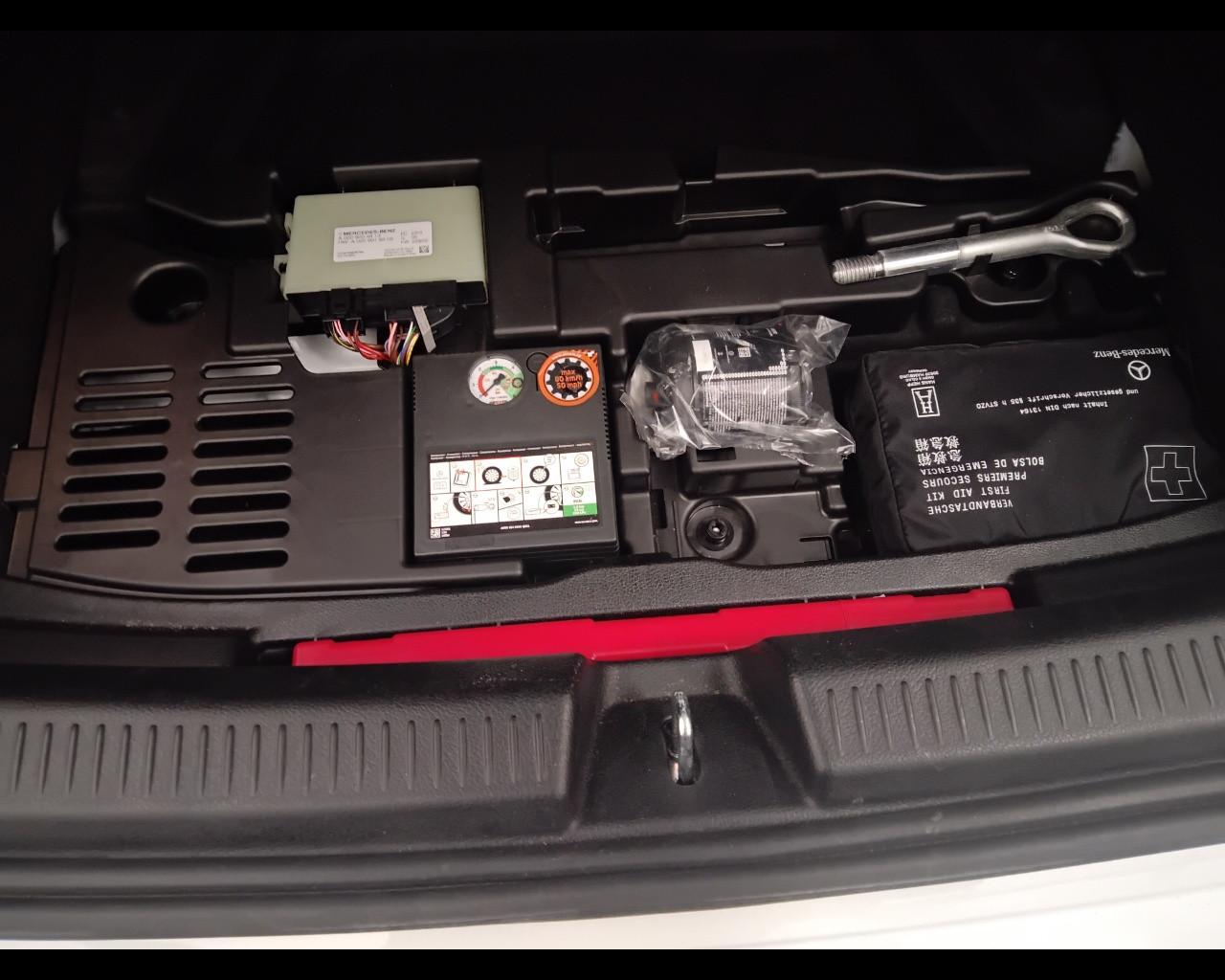 Mercedes-Benz Classe A - W177 2018 - A 180 d Premium auto