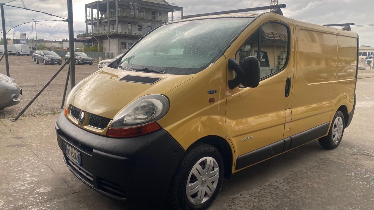 Renault Trafic T29 1.9 dCi/100PC-TN Furg.Confort