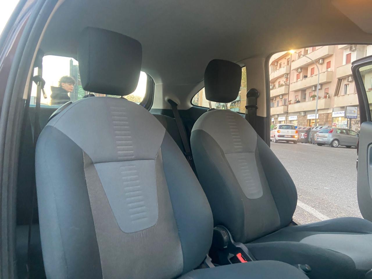 Ford Ka 1.2 8V 69CV Titanium