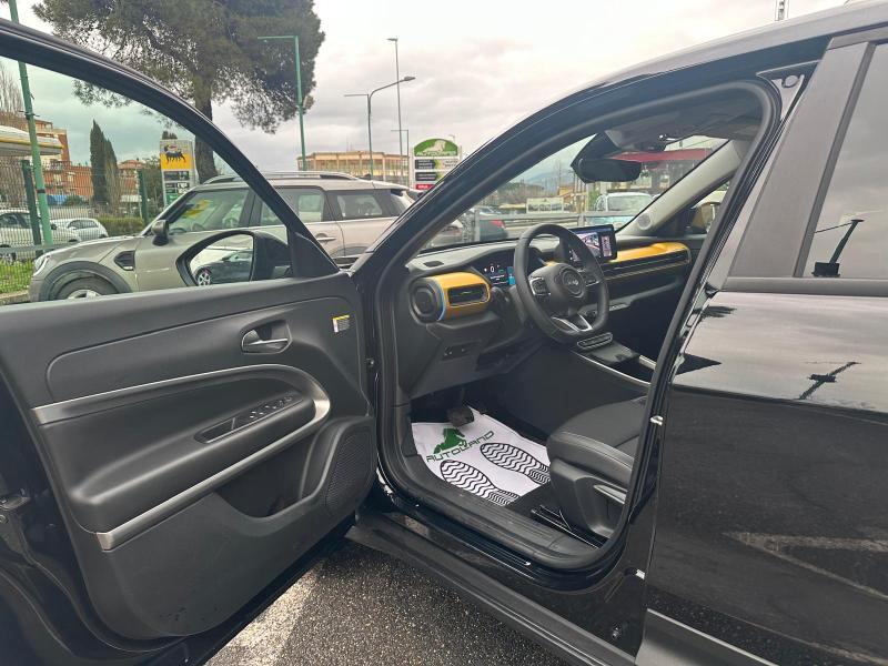 Jeep Avenger full-electric Summit fwd 156cv auto