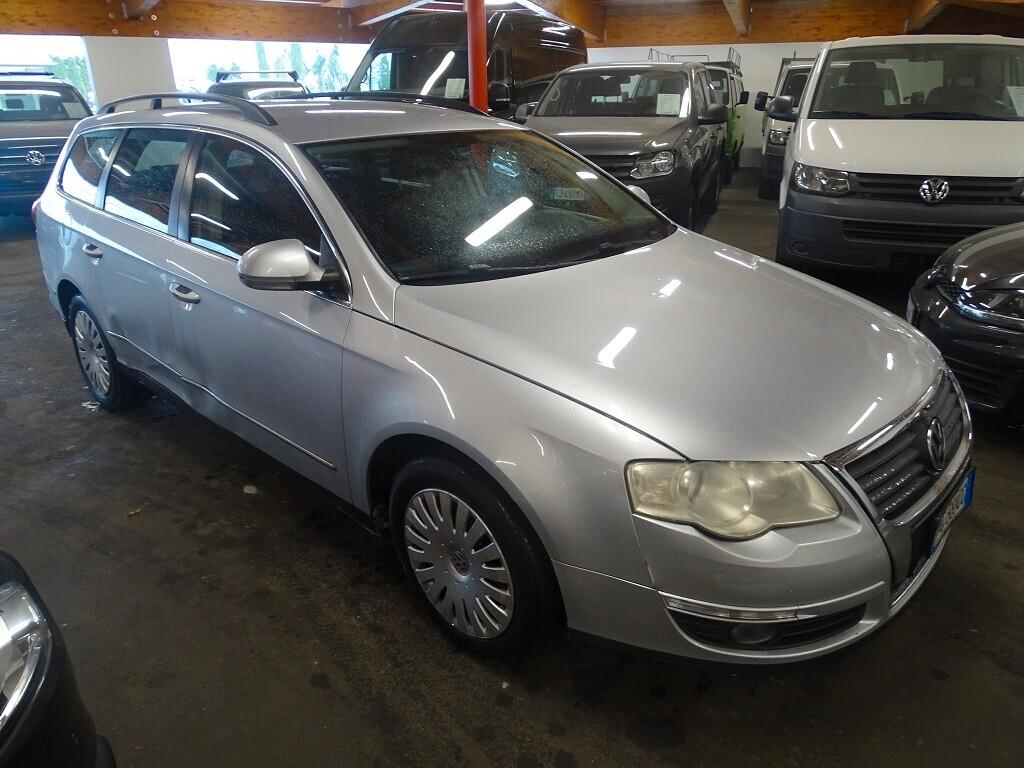 VW Passat 2.0 TDI Comfortline 140 CV