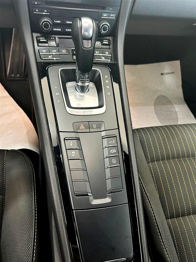 Porsche 911 3.0 Carrera T
