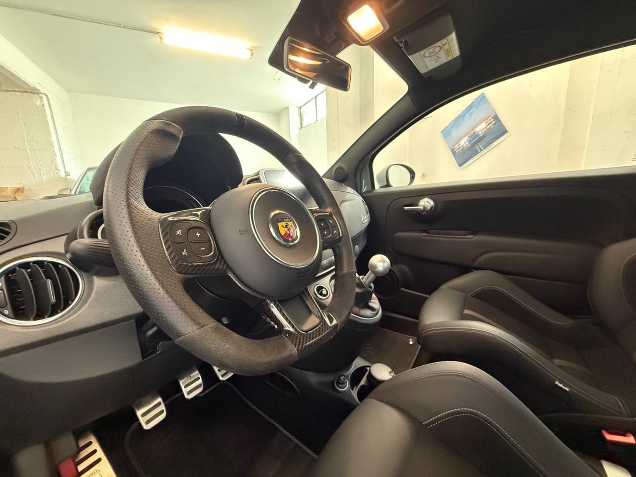 Abarth 695 1.4 Turbo T-Jet 180 CV 70°