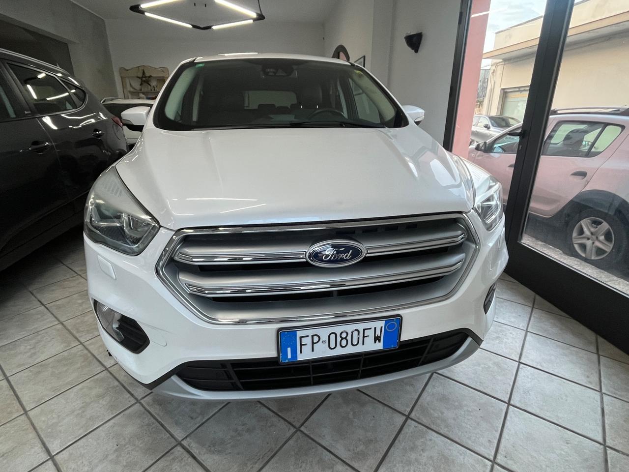Ford Kuga 2.0 TDCI 150 CV S&S 4WD Powershift Titanium