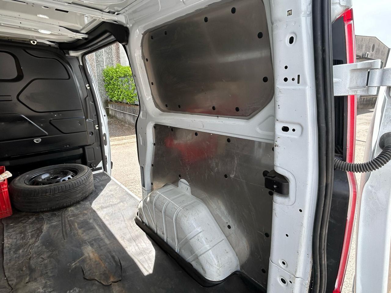 Ford Transit Custom - ANCHE PER NEOPATENTATI