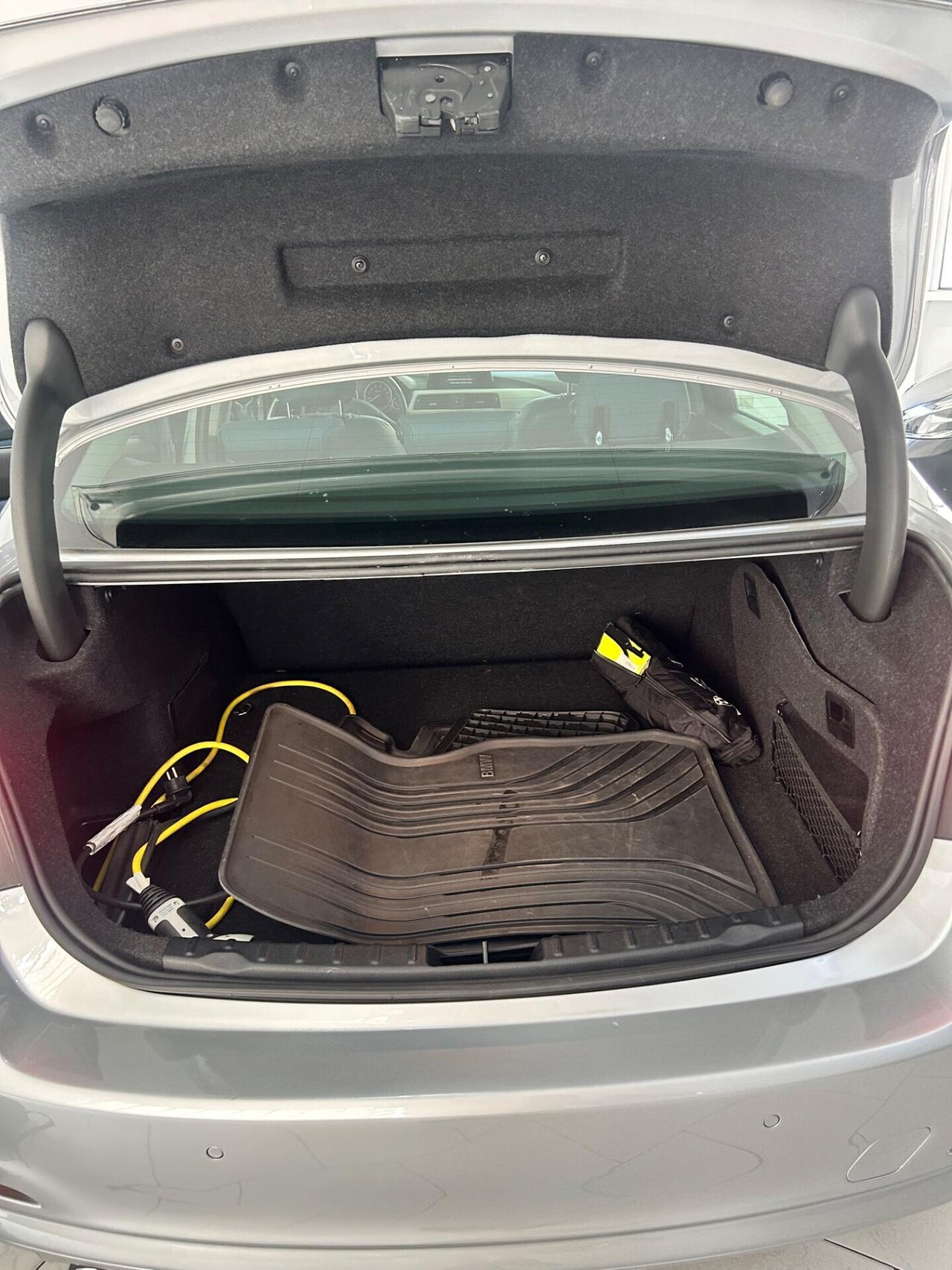 Bmw 330e plug in edition euro6 250cv