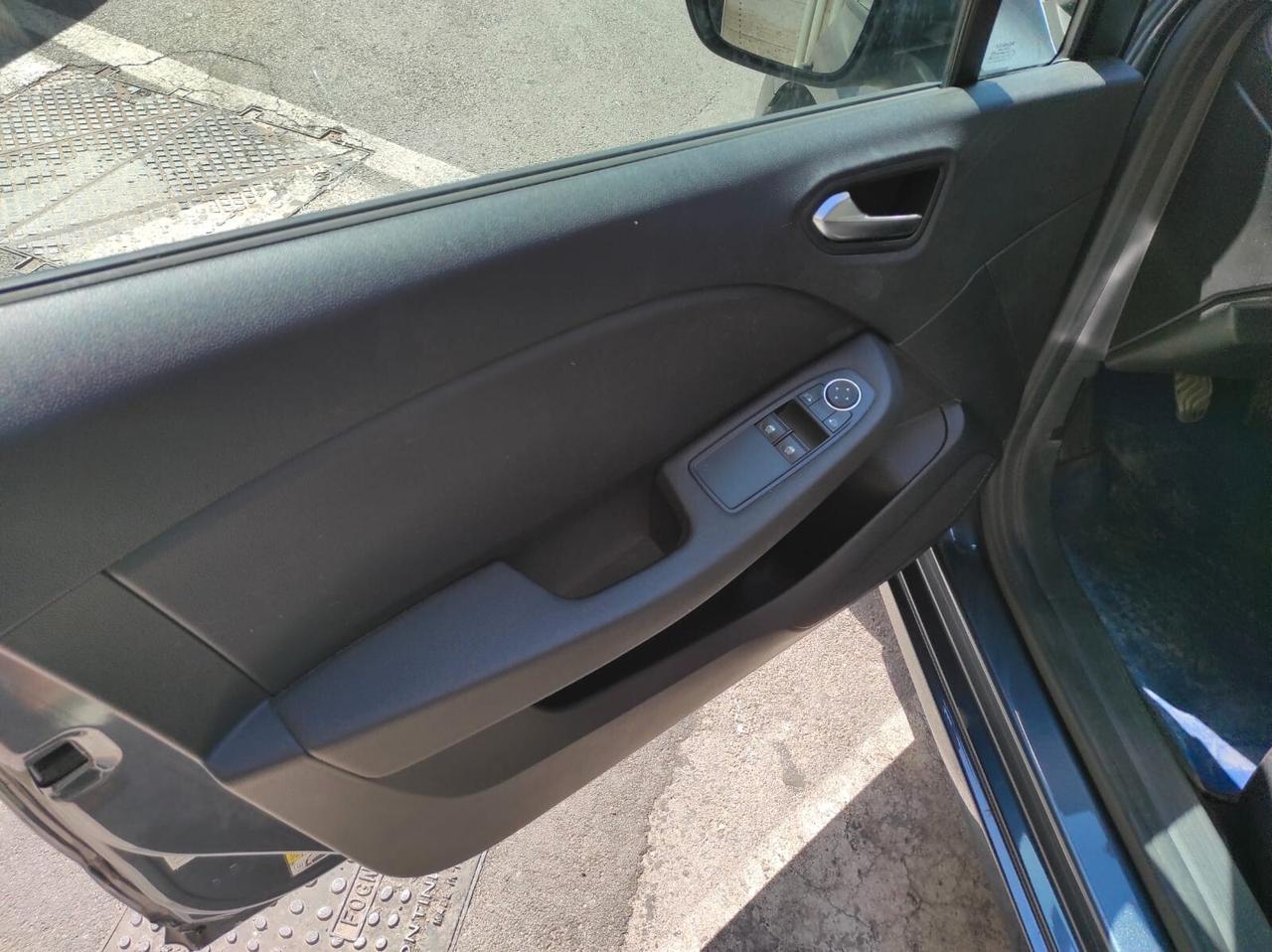 RENAULT CLIO 2021 UNIPRO/KMCERTIF/FULLOPTIONAL