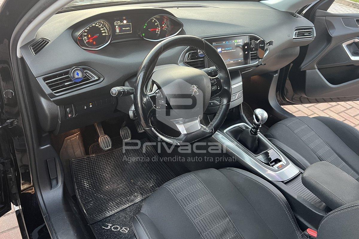 PEUGEOT 308 PureTech Turbo 130 S&S Allure