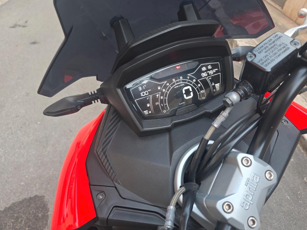 Aprilia SR GT 125 2023