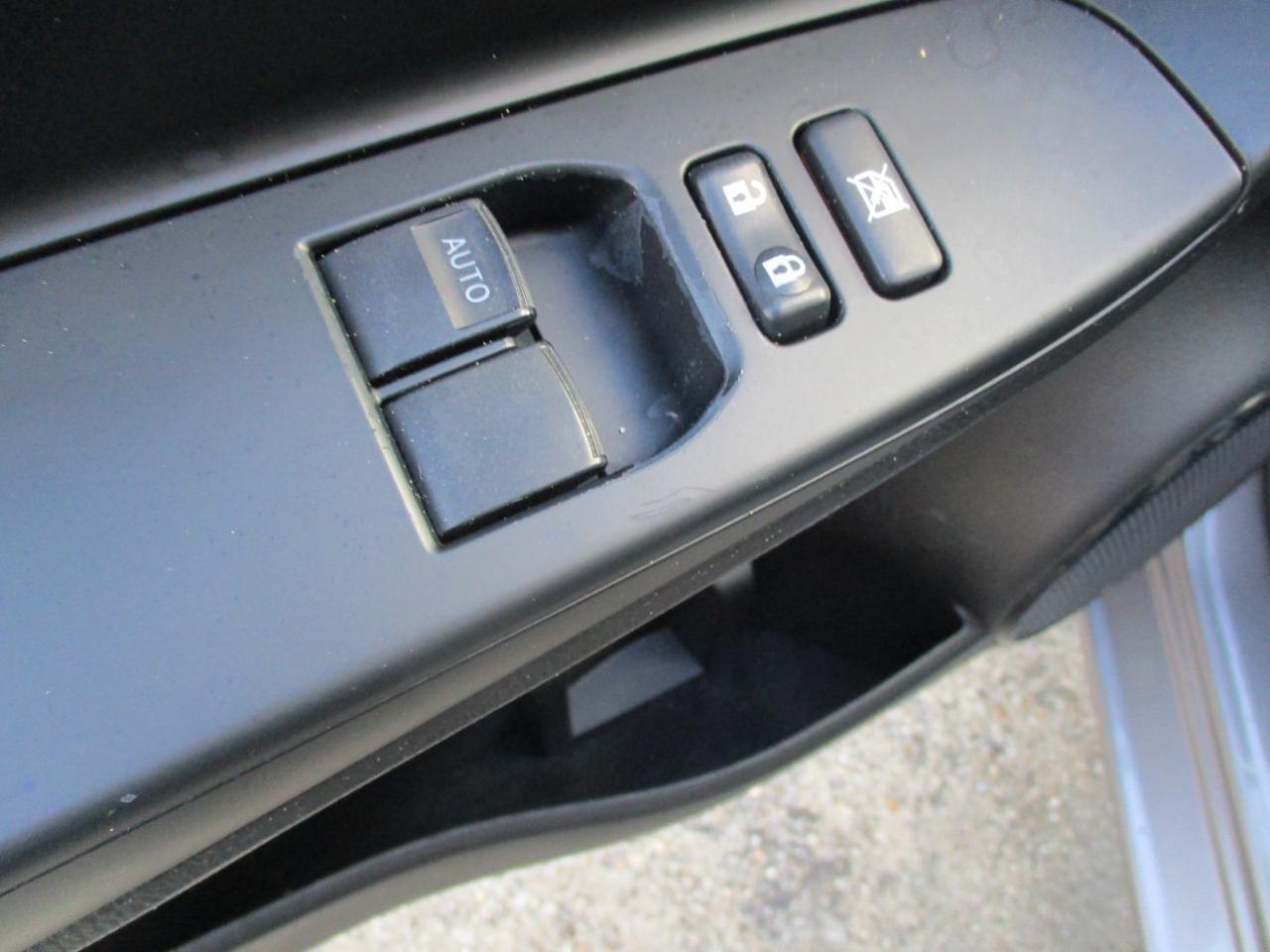 TOYOTA Yaris 1.5 Hybrid 5 porte Business