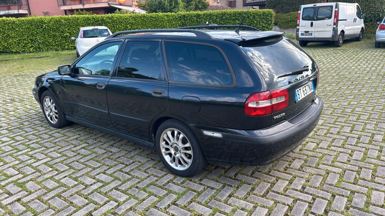 Volvo V40 1.8id 16V cat Optima