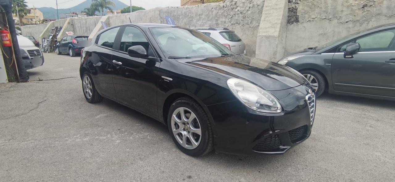 Alfa Romeo Giulietta 1.6 JTDm-2 105 CV Distinctive 2013 USATO