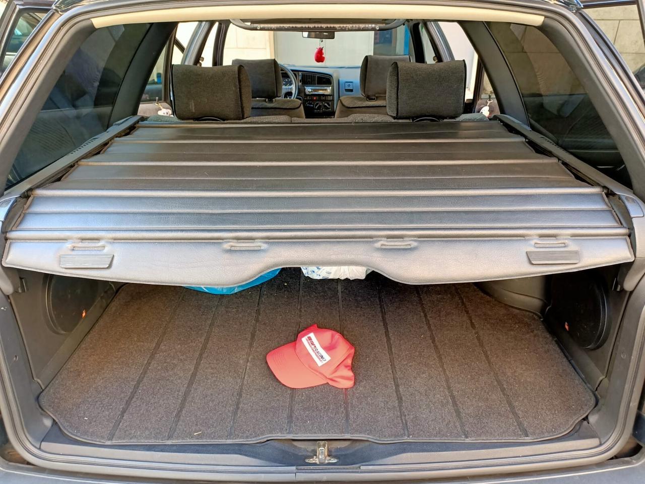 Volkswagen Passat 2.0i 16V cat Variant GT