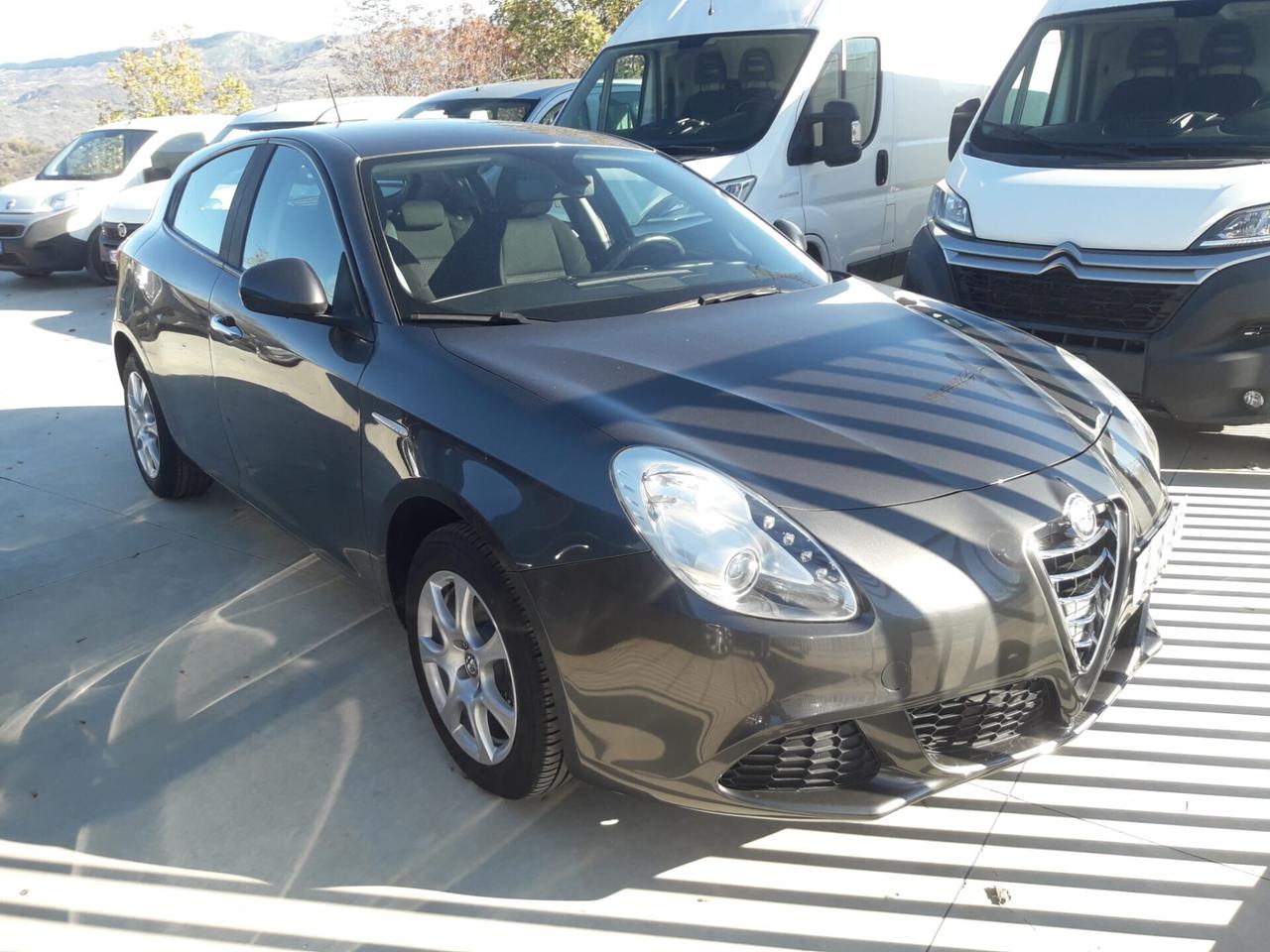 Alfa Romeo Giulietta 1.6 JTDm-2 105 CV Distinctive