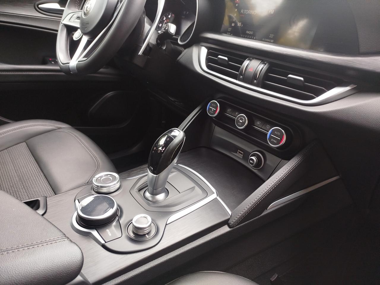 Alfa Romeo Stelvio 2.2 Turbodiesel 210 CV AT8 Q4 Super