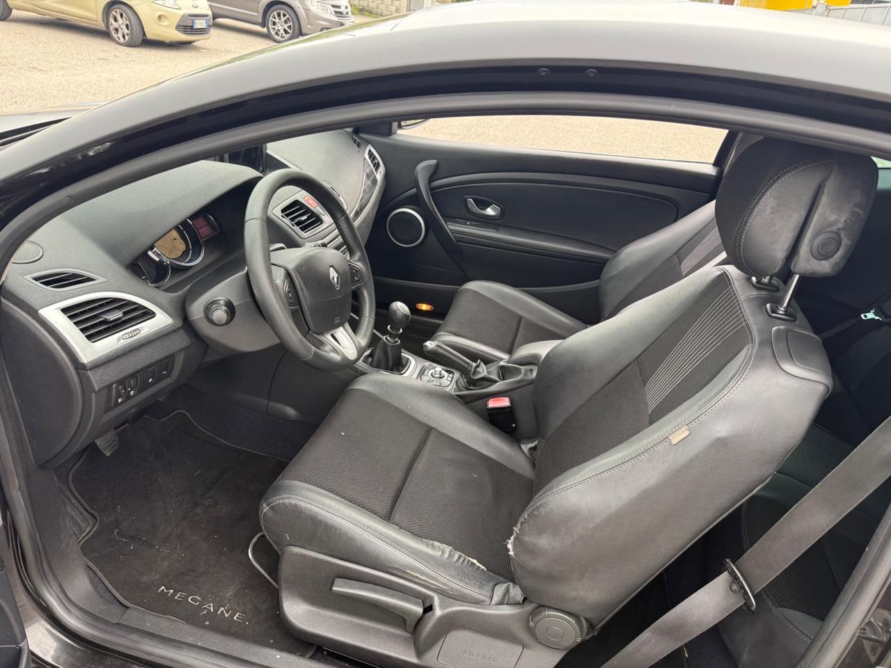 Renault Megane Mégane Coupé 1.9 dCi 130CV Luxe