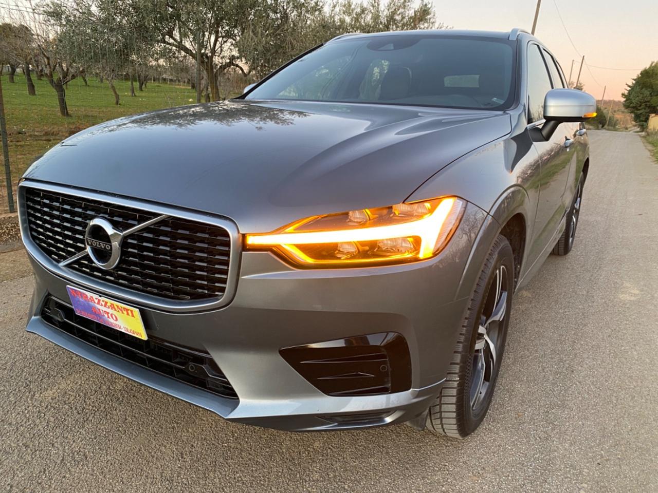 Volvo XC60 2.0D 190cv 4WD R-design STRAFULL2020