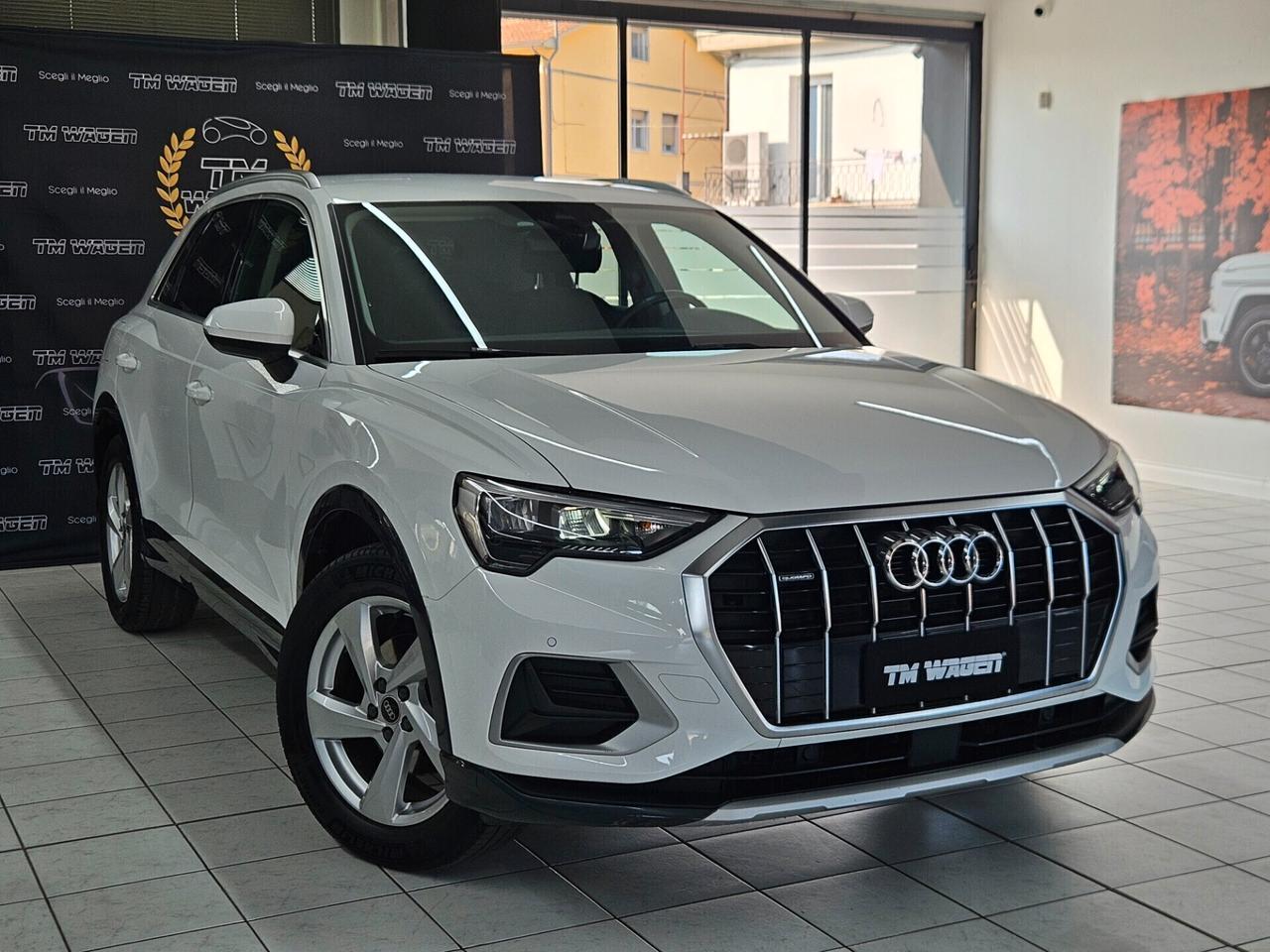 Audi Q3 35 2.0 tdi Business quattro s-tronic