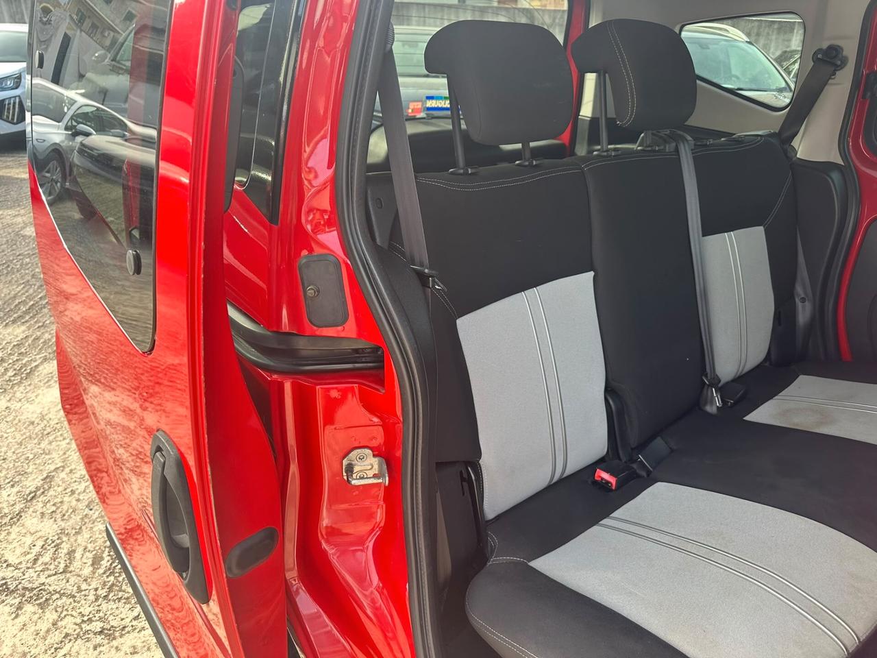 Fiat Qubo 1.3 MJT 95 CV Trekking