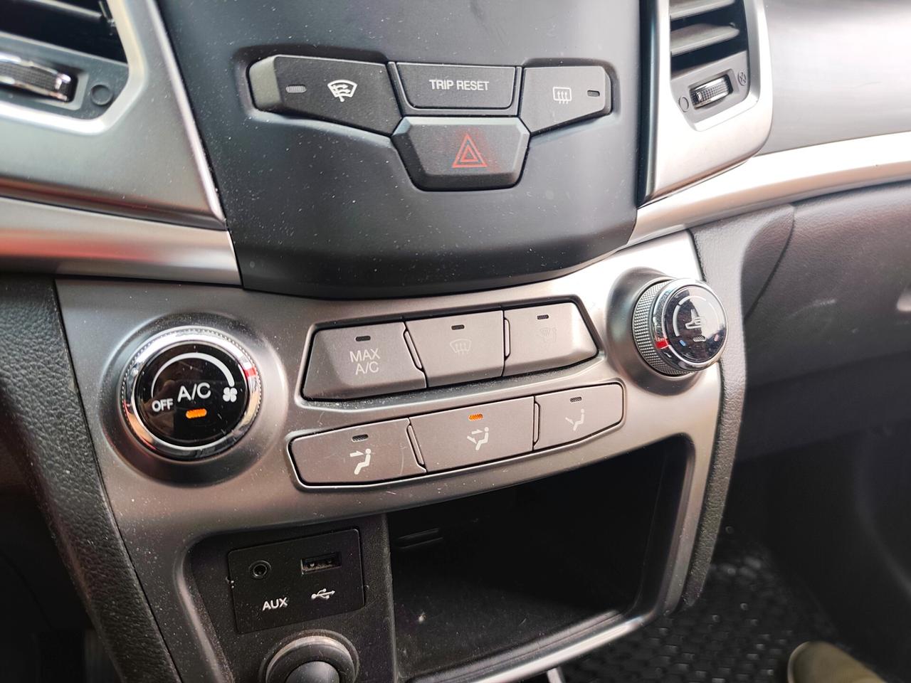 Ssangyong Korando 2.0 e-XDi euro 5B schermo android