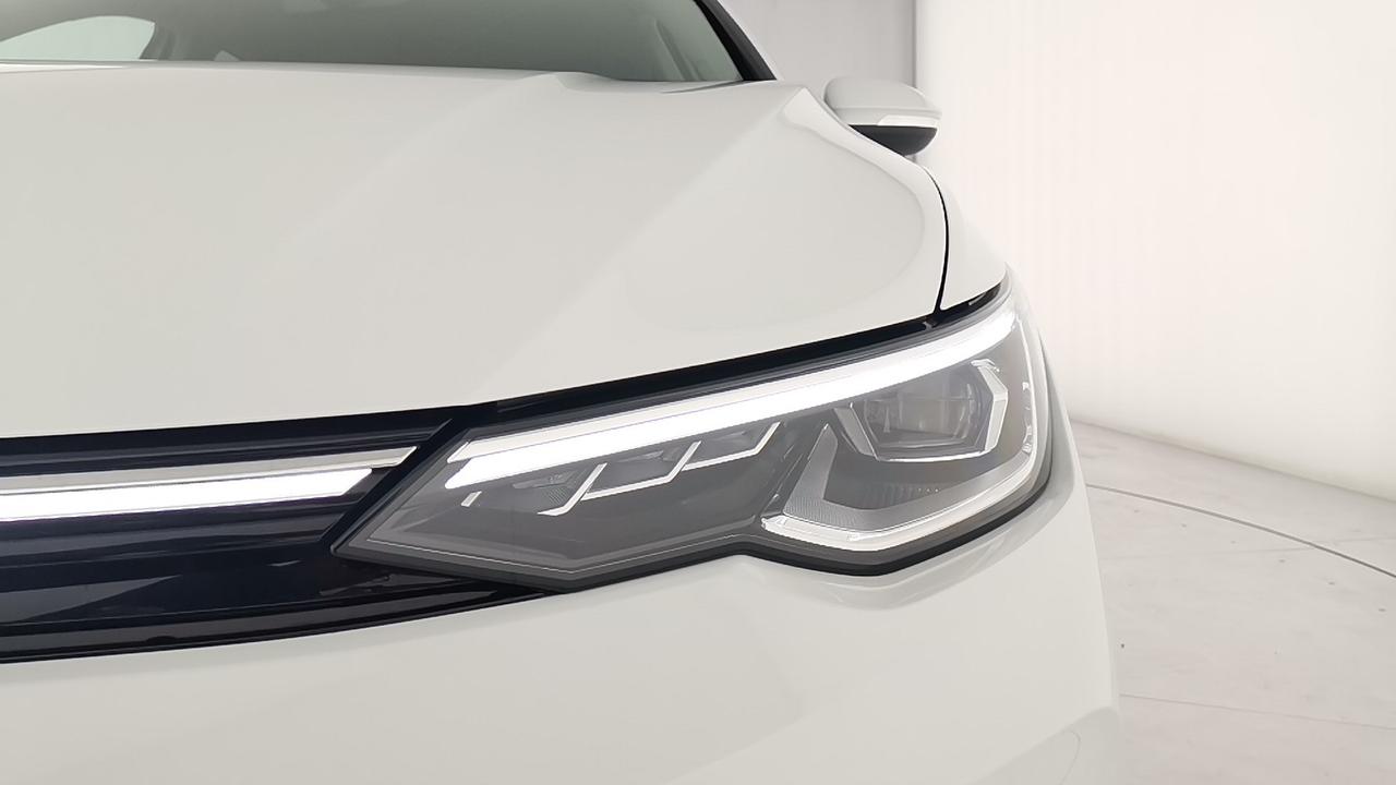 VOLKSWAGEN Golf VIII 2024 - Golf 1.5 tsi ehybrid Style 204cv dsg