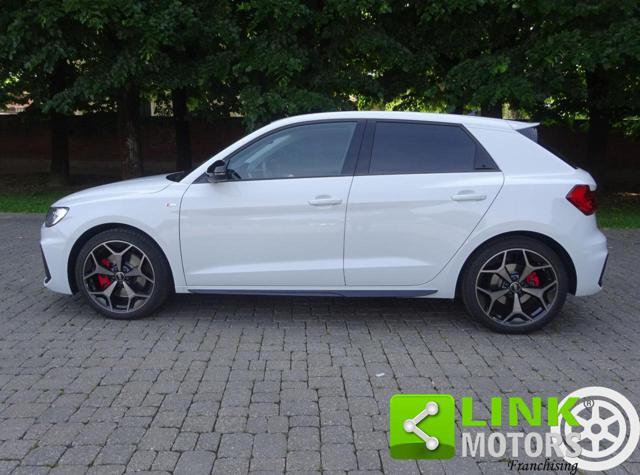 AUDI A1 SPB 40 TFSI S tronic Identity Black S Line