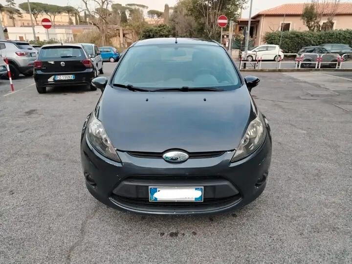 Ford Fiesta 1.4 5 porte Bz.- GPL Titanium
