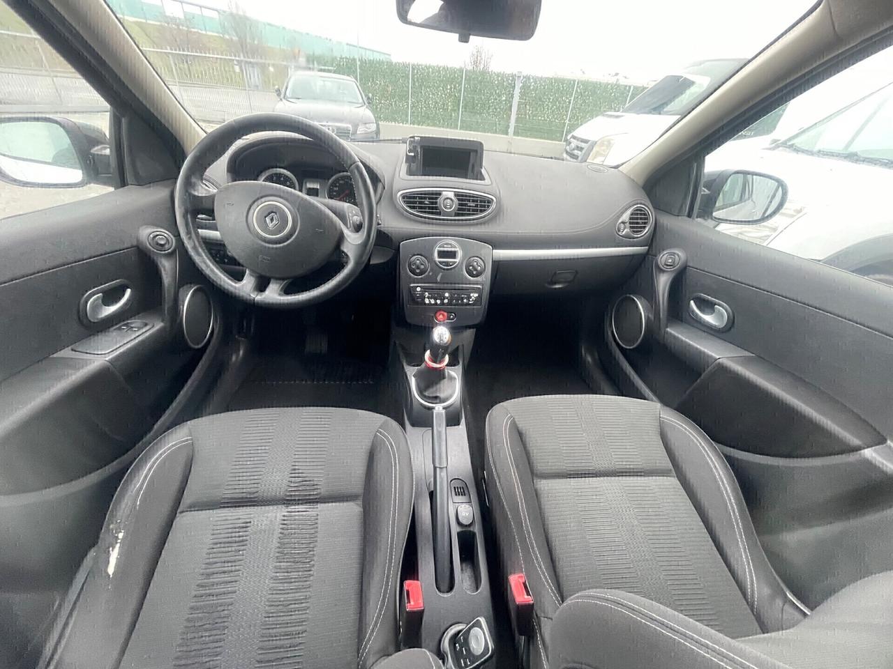 Renault Clio 1.2 16V 5 porte Dynamique