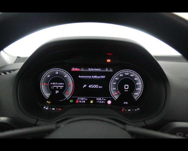 AUDI Q2 35 TDI S tronic S line Edition