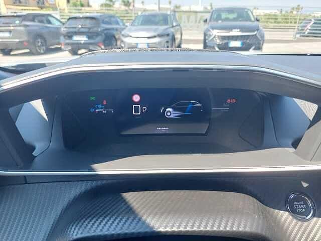 Peugeot 2008 Hybrid 136 e-DCS6 GT KM0