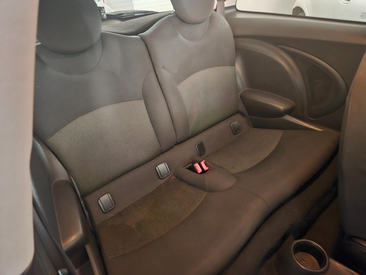 Mini 1.4 16V One ok neopatentati