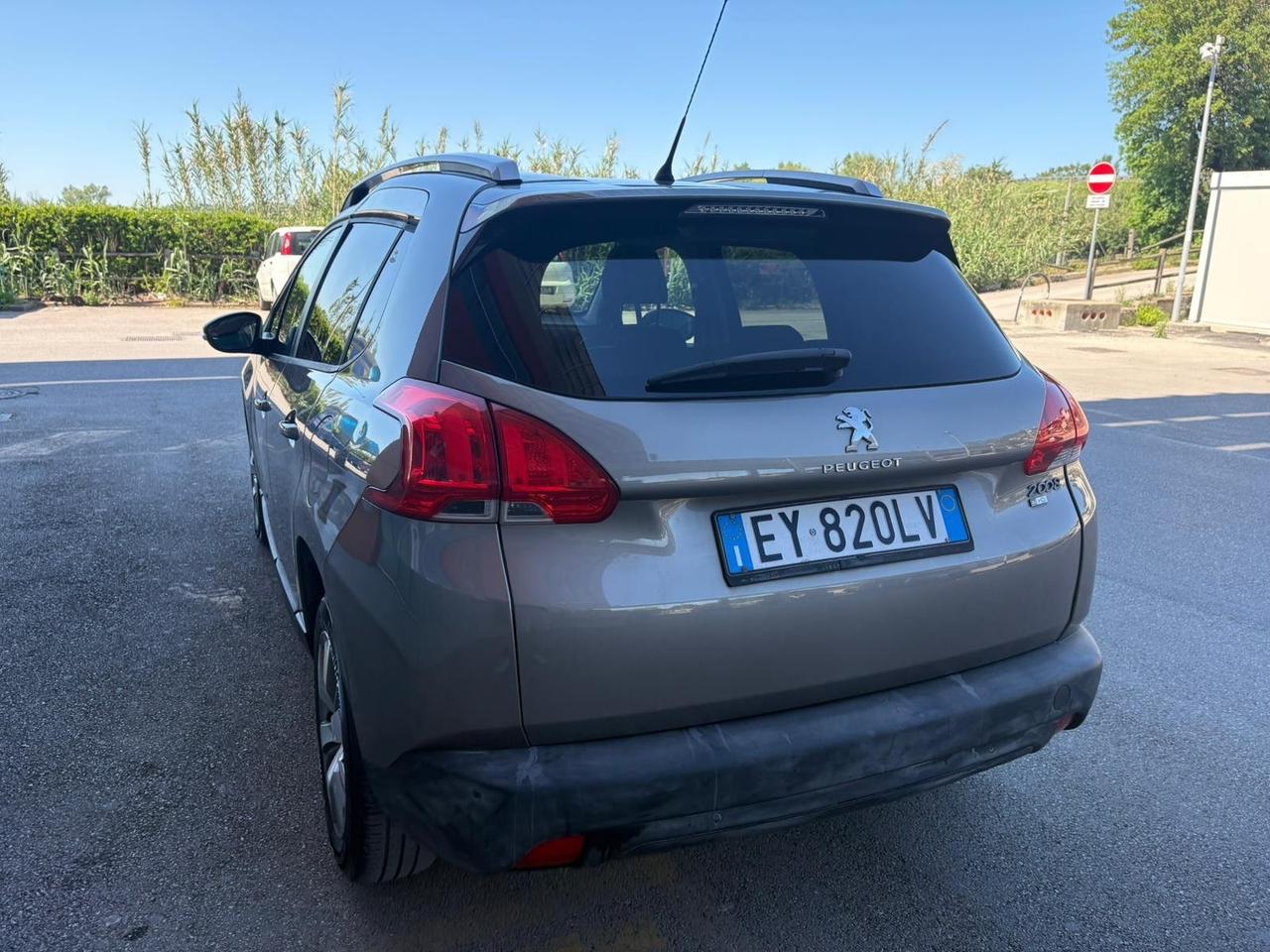 Peugeot 2008 1.6 e-HDi 92 CV Stop&Start Allure 126.000 KM