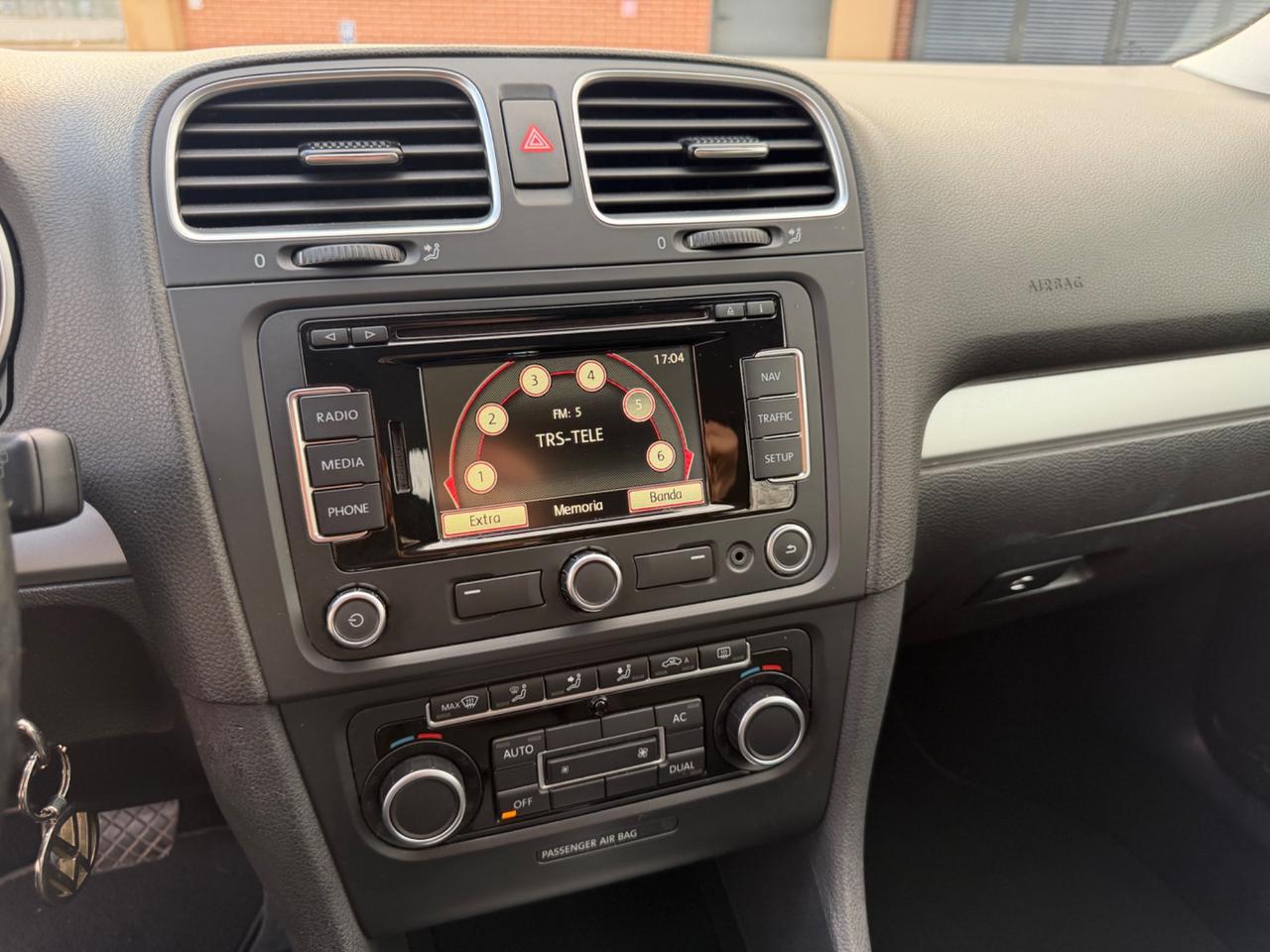 Volkswagen Golf VI 1.6 TDI DSG Highline