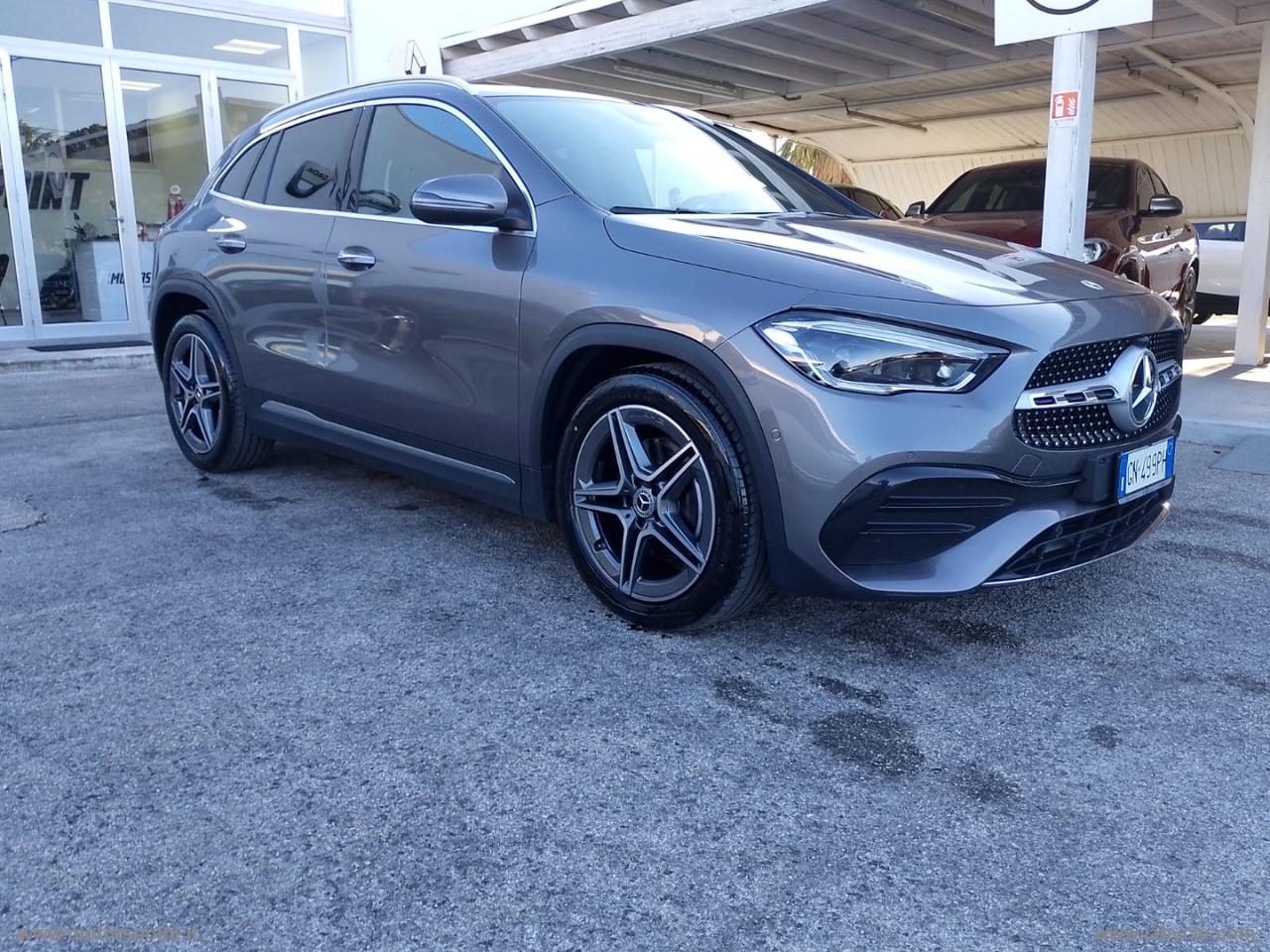 MERCEDES-BENZ GLA 200 d Automatic Premium PREMIUM PLUS