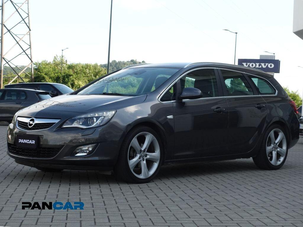 Opel Astra 1.4 Turbo 140CV Sports Tourer Cosmo