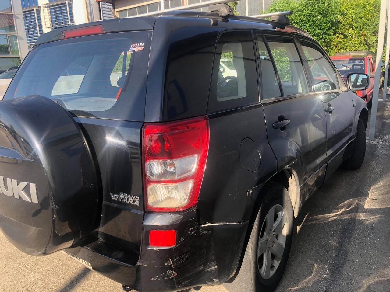 Suzuki Grand Vitara 1.9 DDiS 5 porte