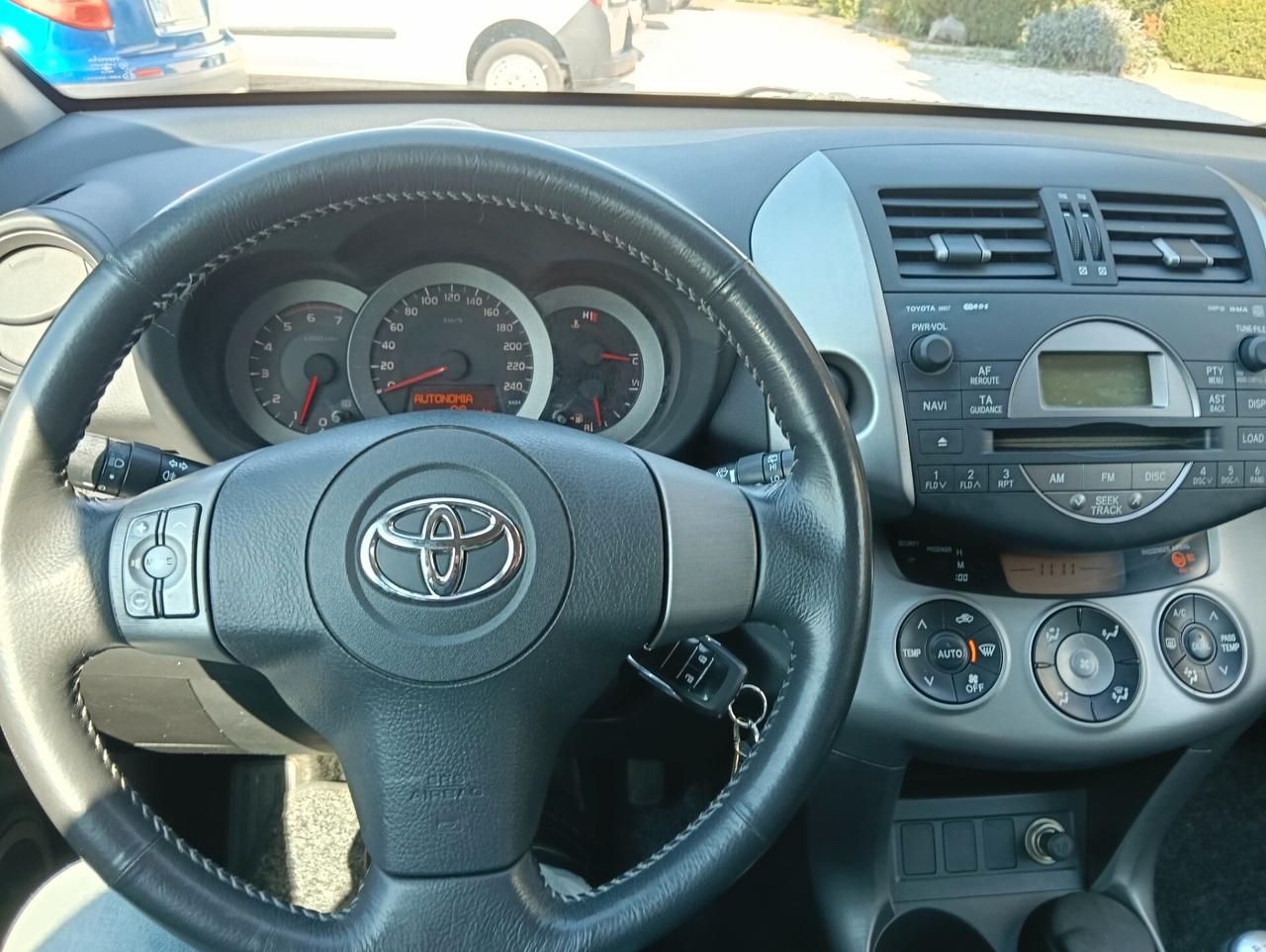 Toyota RAV 4 RAV4 2.2 D-4D 136 CV