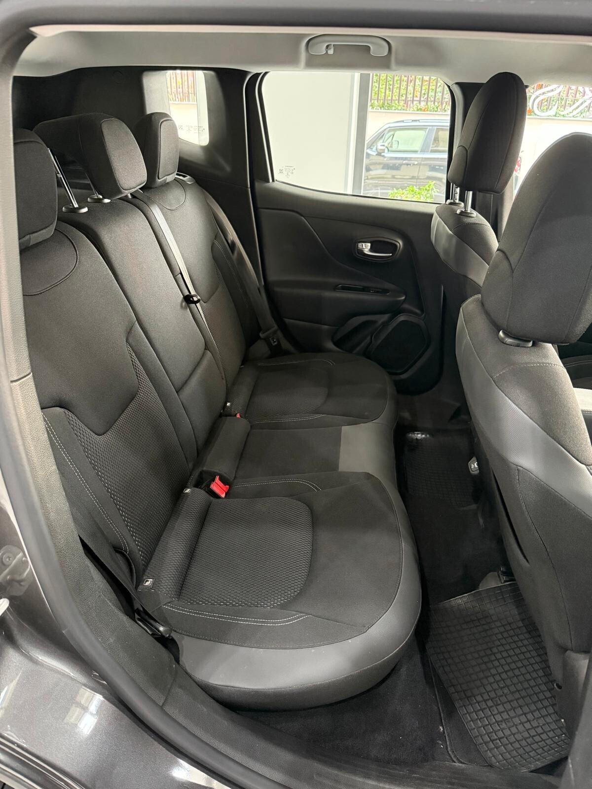 Jeep Renegade 1.3 T4 DDCT Limited