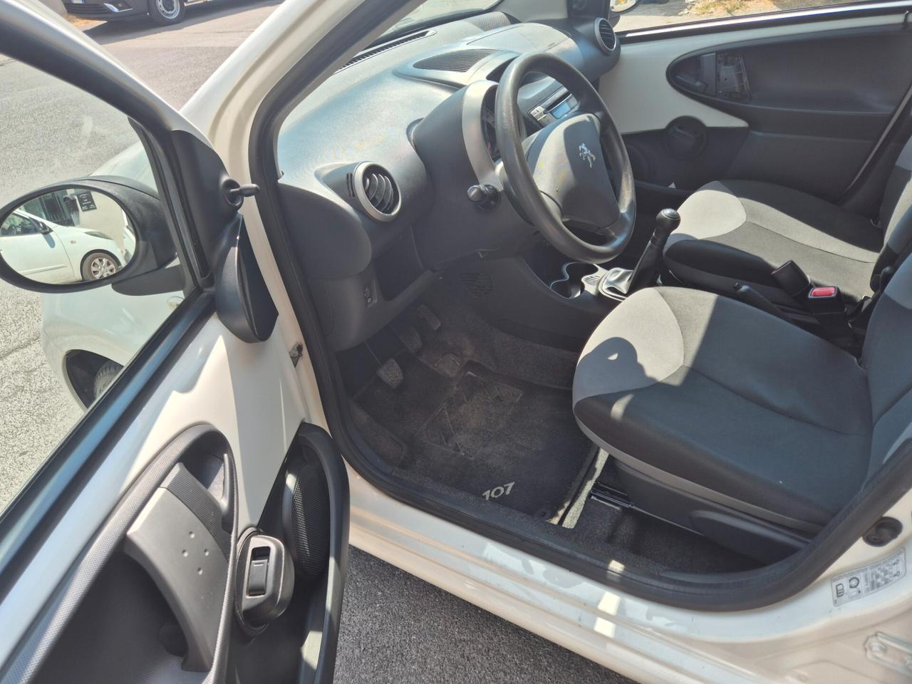 Peugeot 107 1.0 68CV 5p. Access