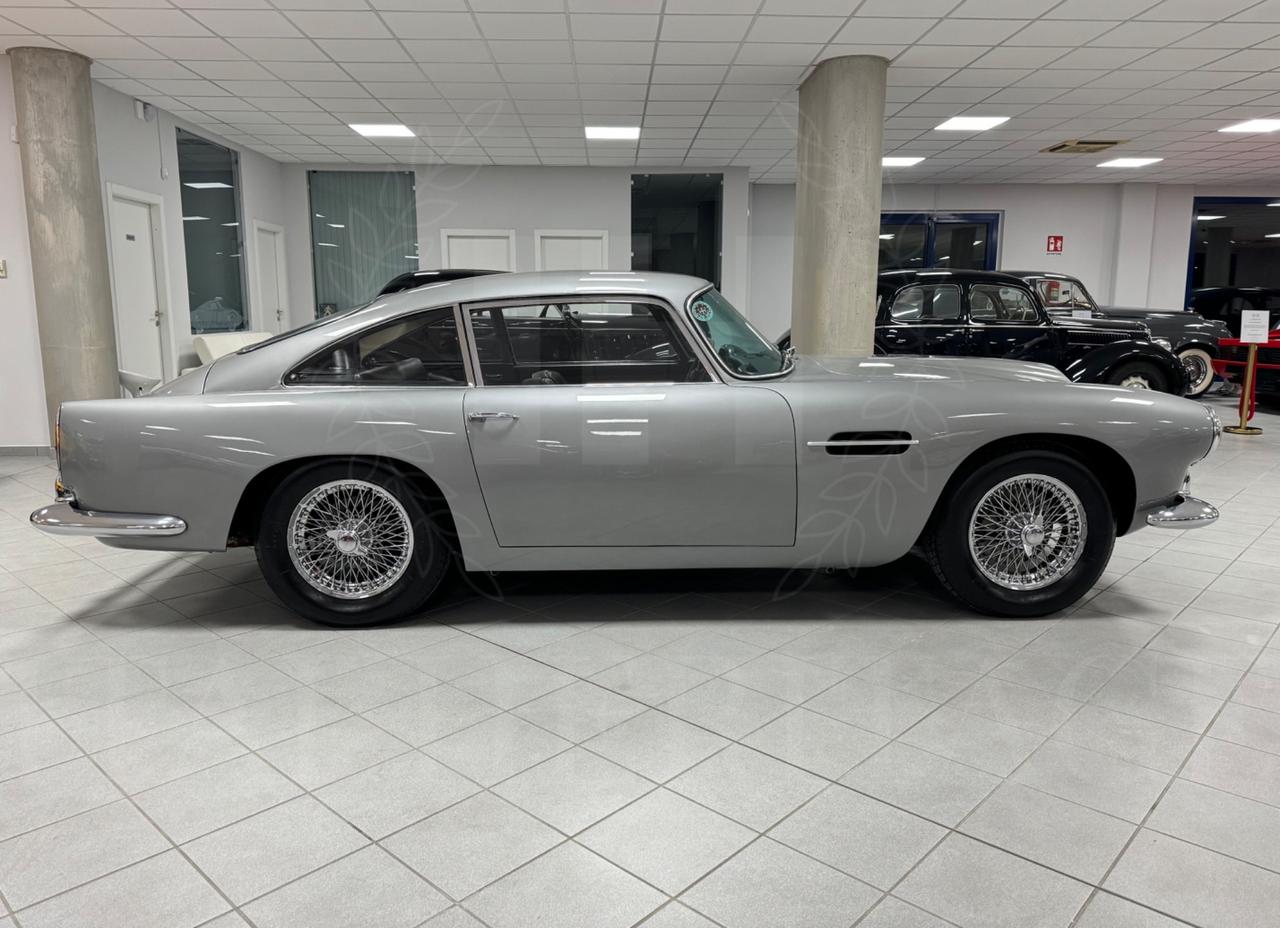 Aston Martin DB DB4 SERIE II SUPERLEGGERA