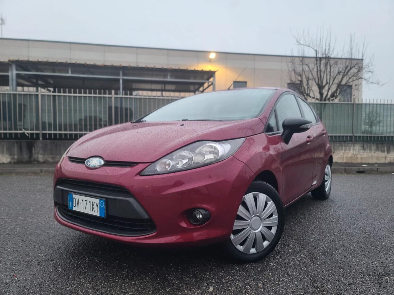 Ford Fiesta 1.2 benz solo 47.000km