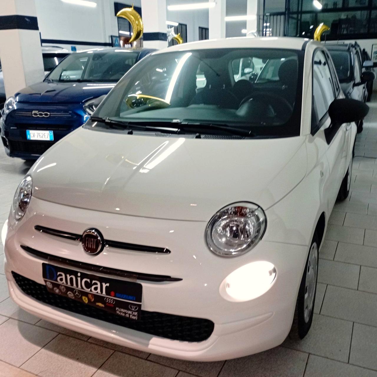 Fiat 500 1.0 Hybrid Red