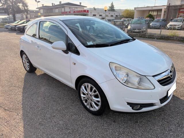 Opel Corsa 1.2 GPL-OK NEOPATENTATI