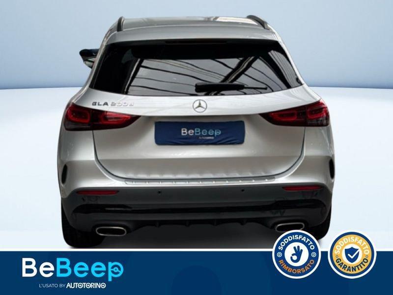 Mercedes-Benz GLA 200 D PREMIUM AUTO