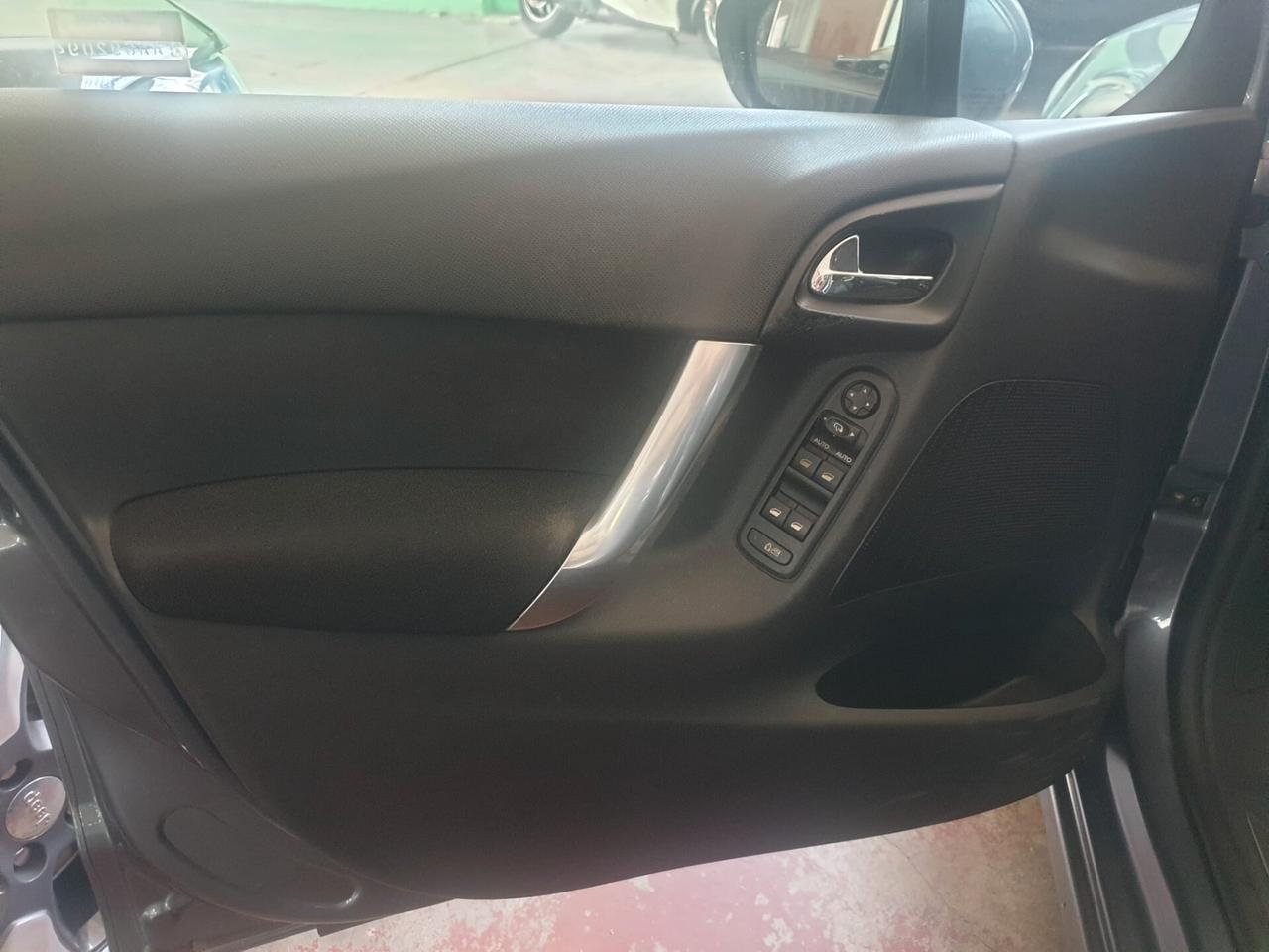 Citroen C3 1.4 Exclusive pochi chilometri! uni pro!