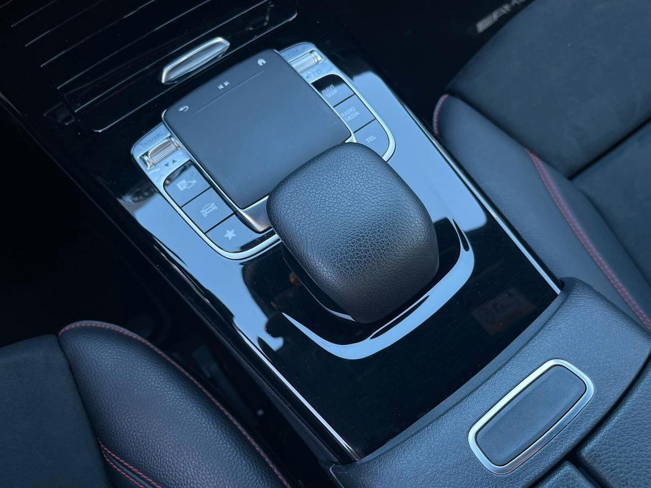 Mercedes-benz CLA 200 Automatic Premium