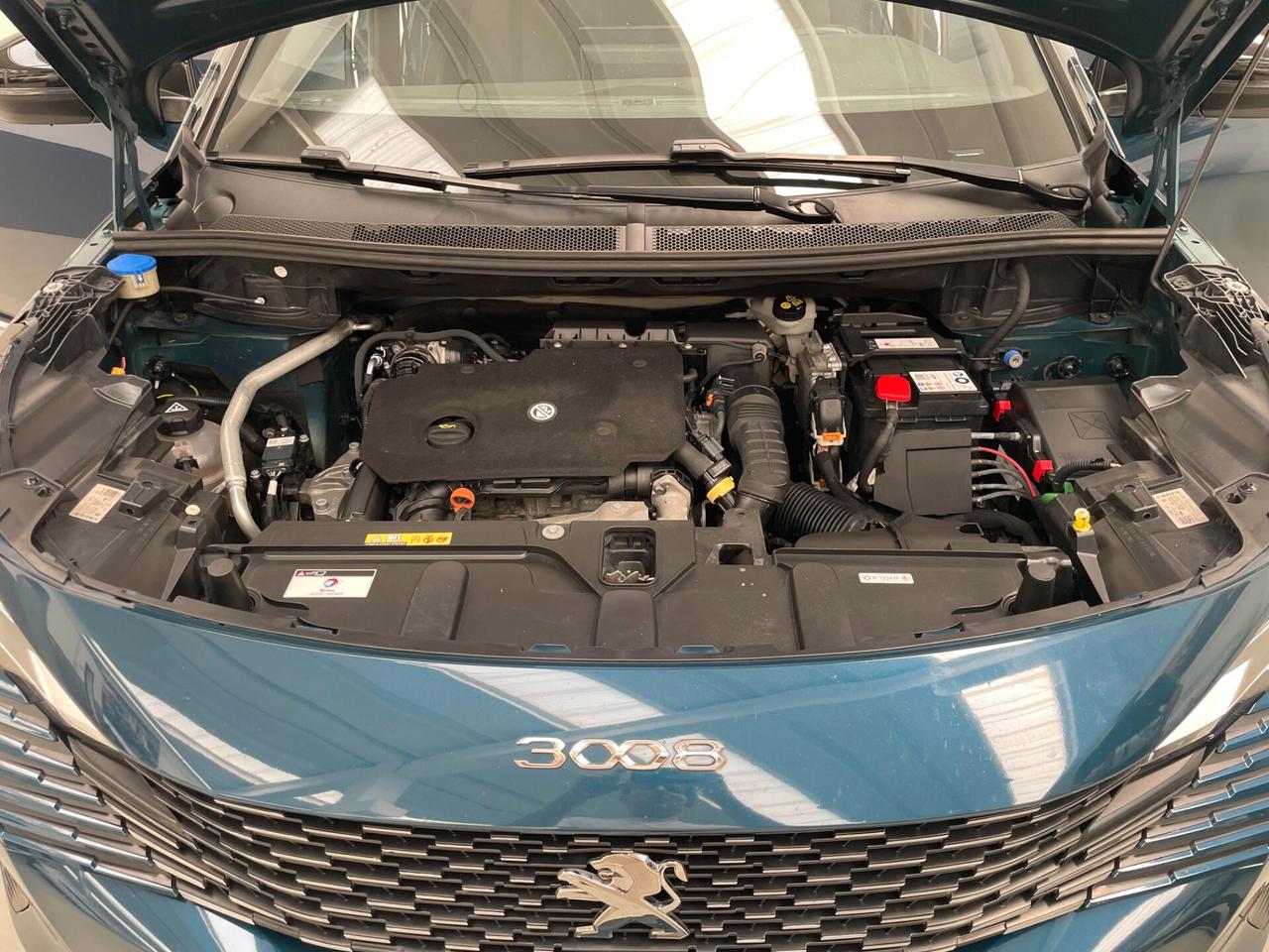 Peugeot 3008 1.5 BlueHDi 130 S&S EAT8 Allure Pack