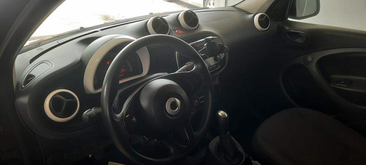 Smart ForFour 70 1.0 Youngster