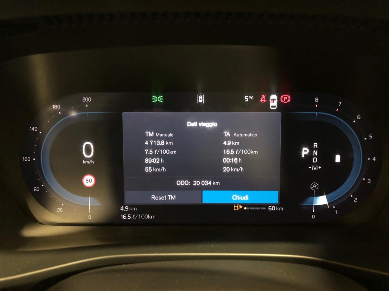 VOLVO XC40 2.0 b3 Core auto