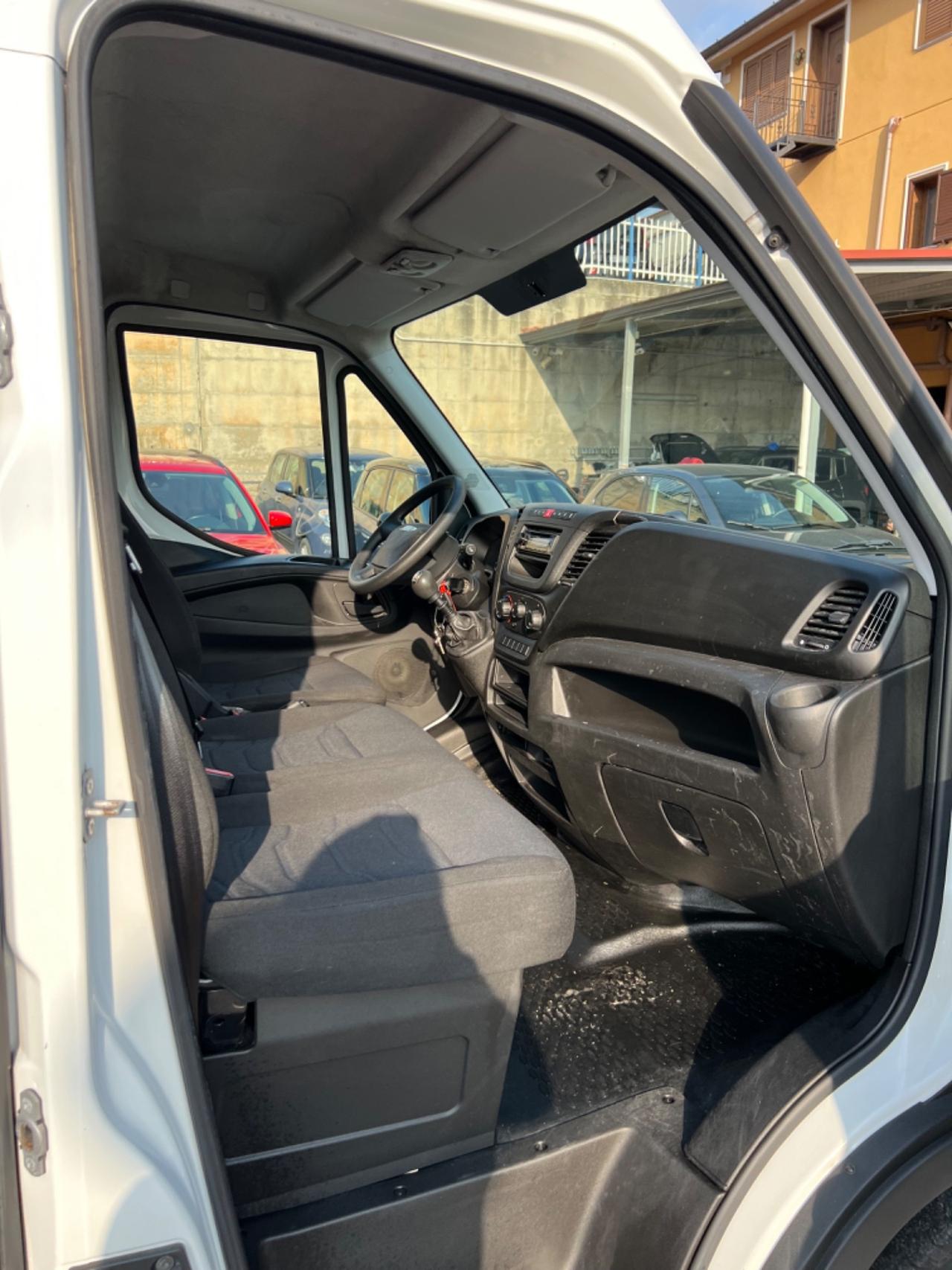 Iveco Daily 35C14 2.3 Diesel 136cv euro6 2018